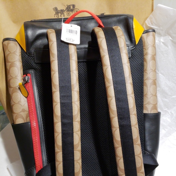 Coach Men's Backpack Tan Signature Terrain Large - Picture 2 of 7